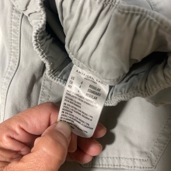 Bundle of 3 American Eagle Size 6 Pants - Jeggings, Joggers, Distressed Jeans - Picture 6 of 7